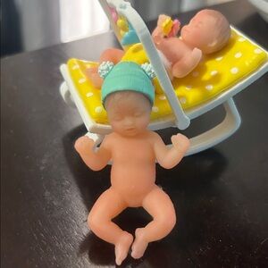 Baby Bath Time Toy Set - Yellow Polka Dot Baby Seat